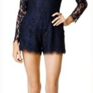 cupcakes & cashmere Carrie Black Lace‎ Romper